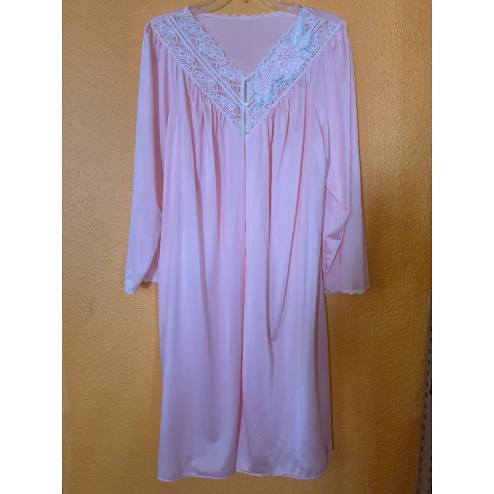 Medium Shadowline Vintage pink nylon nightgown